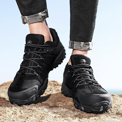Ademende Lage Outdoor Wandelschoenen voor Heren – Lichtgewicht Trekking & Trail